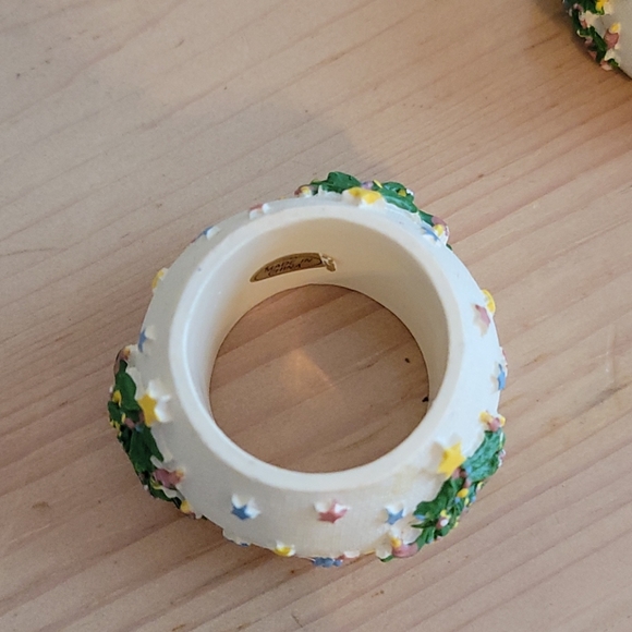 Dozen (12) Resin Christmas Tree Napkin Rings - Picture 5 of 6